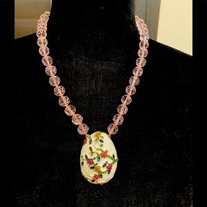 GREAT FOR SPRING!! Heidi Daus Necklace  pendant necklace